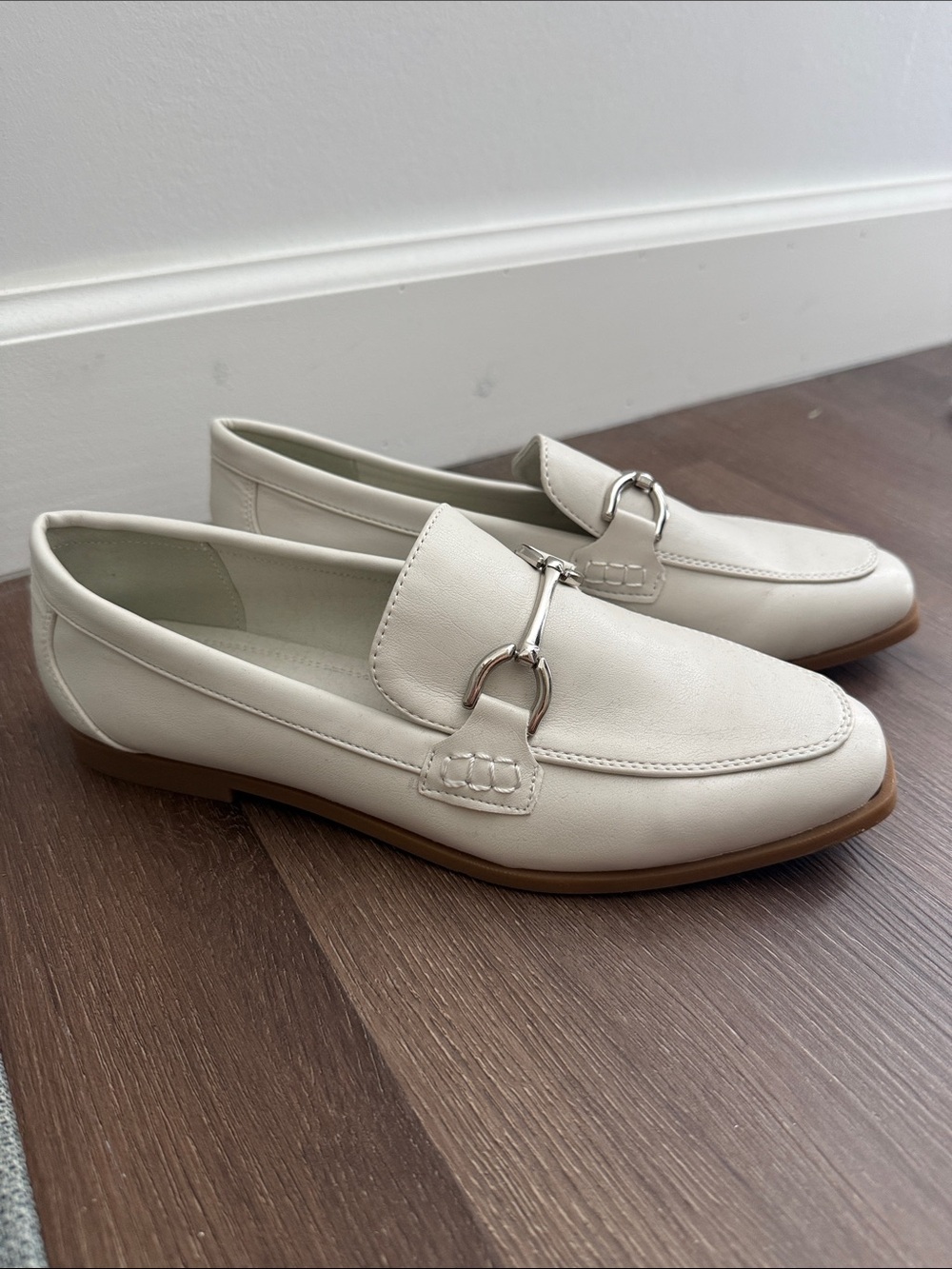NWOT Madden Girl Buckle Flats